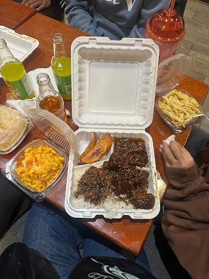Photo Cravin Jamaican Cuisine White Plains - 5