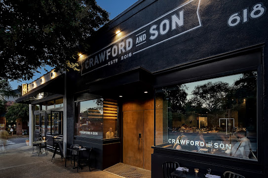 Photo Crawford And Son - 19