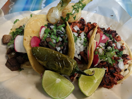 Photo Cuatro Caminos Mexican Restaurant - 14