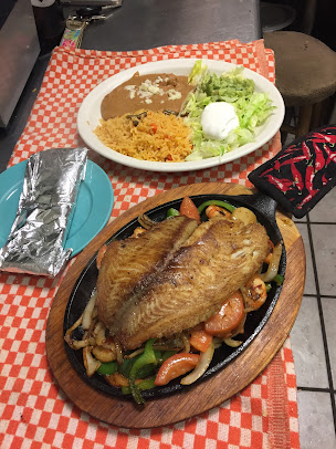 Photo Cuatro Caminos Mexican Restaurant - 26