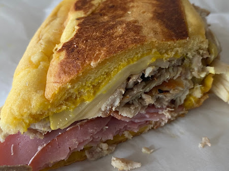 Photo Cubanos Atl Sandy Springs - 17