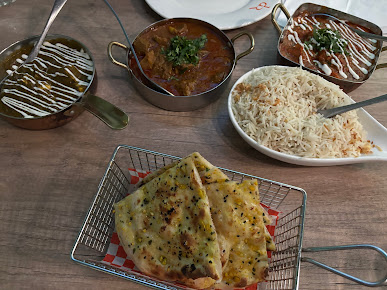 Photo Daal Roti Indian Tadka House - 23