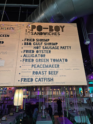 Photo Daisy's Po-Boy And Tavern - 29