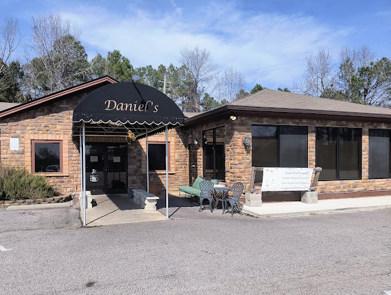 Photo Daniel's Restaurant & Catering - 11