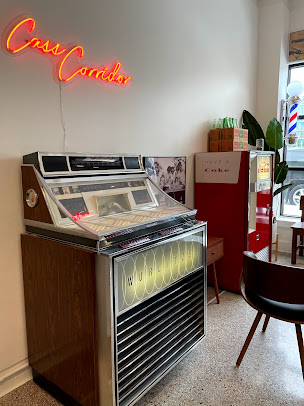 Photo Dapper House Barber Cass Corridor - 12