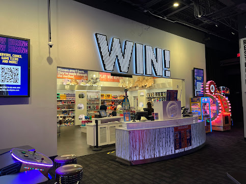 Photo Dave Busters El Paso - 20