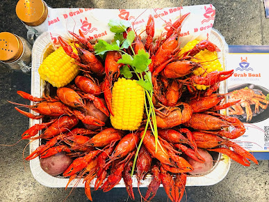 Photo Dcrab Boat Aloha Hawaiian Bbq - 12