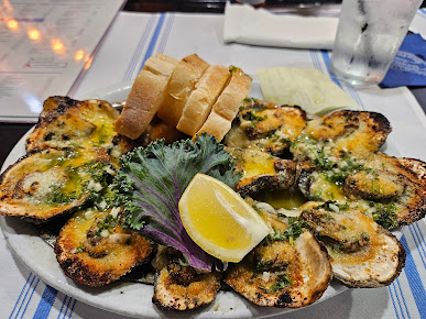 Photo Deanies Seafood Restaurant Seafood Market - 21