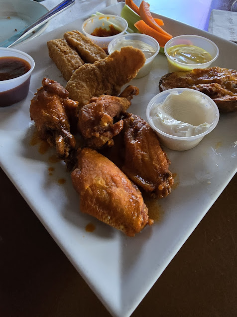 Photo Dellis Restaurant Bar Grill - 19