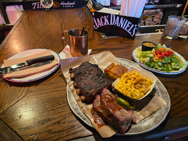 Photo Dinosaur Bar-B-Que - 19