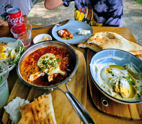 Photo Dipsy Bondi - Hummus Shakshuka & Salad Bar - 10