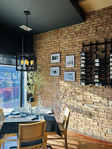 Photo Dolce Restaurant Wine Bar - 4