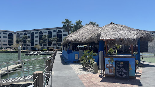 Photo Dolphin Tiki Bar Grill - 26