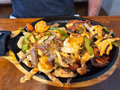 Photo Dos Marias Mexican Bar & Grill - 11