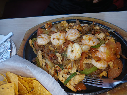 Photo Dos Reales Mexican Restaurant - 14