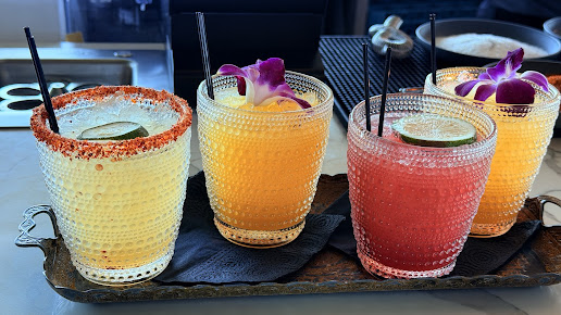 Photo Dosalas Latin Kitchen Tequila Bar - 15