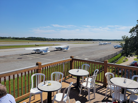 Photo Downwind Restaurant And Lounge - 15