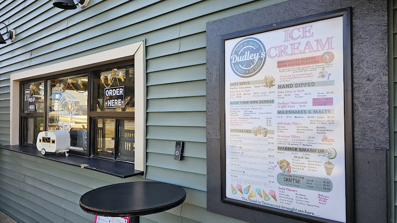 Dudleys Gs Pizza World
