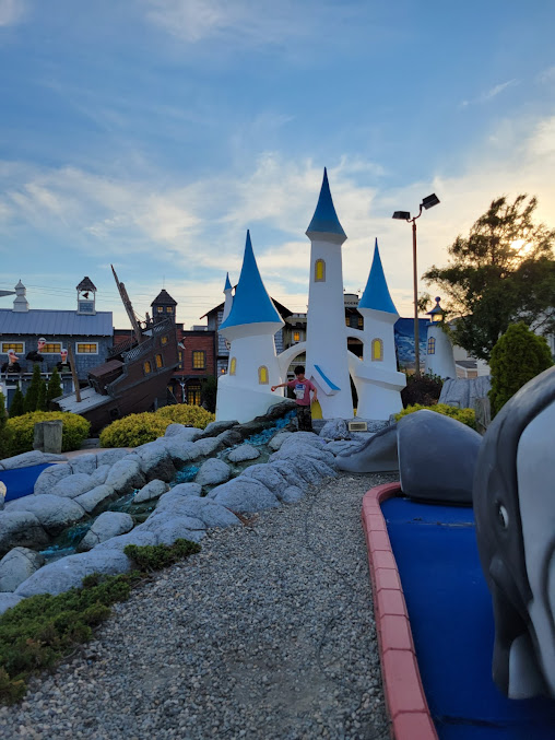 Photo Duffer's Restaurant & Old Fashioned Ice Cream Parlor - 13