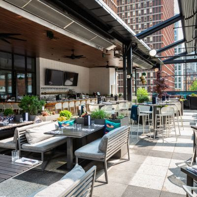 Photo Earls Kitchen + Bar - 17