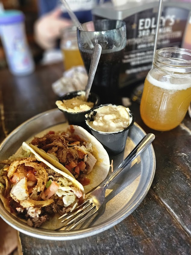 Photo Edleys Bar B Que Chattanooga - 11