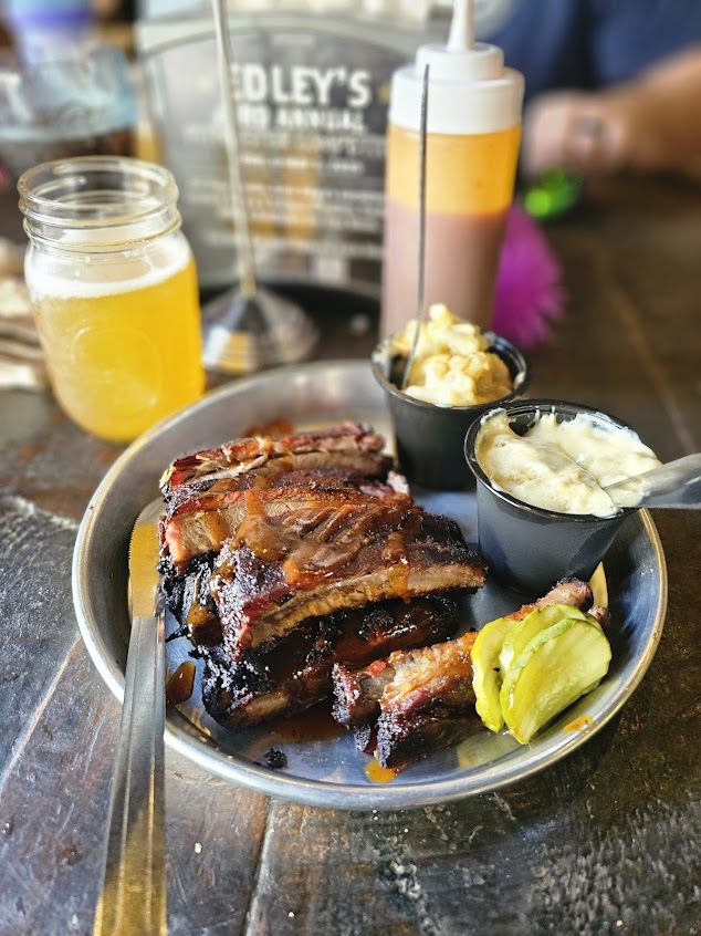 Photo Edleys Bar B Que Chattanooga - 16