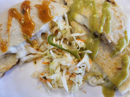 Photo El Arco Pupusas Restaurant - 11