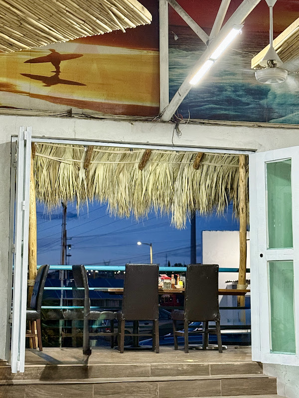 El Bucanero Sea Food Bar