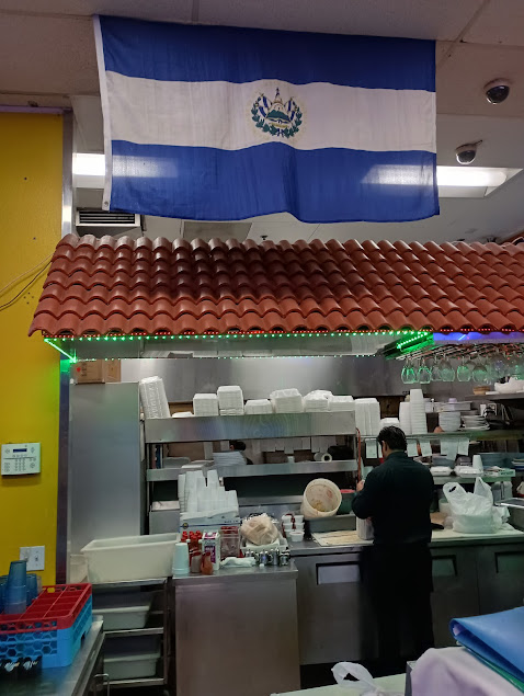 Photo El Buen Gusto Restaurant - 23