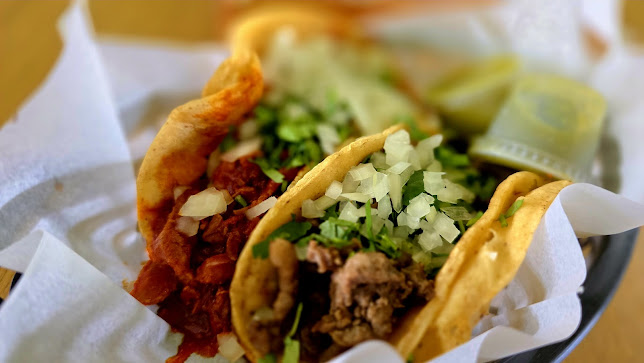 Photo El Famous Burrito Elmhurst - 11