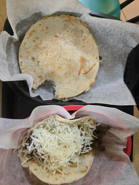 Photo El Famous Burrito Elmhurst - 19