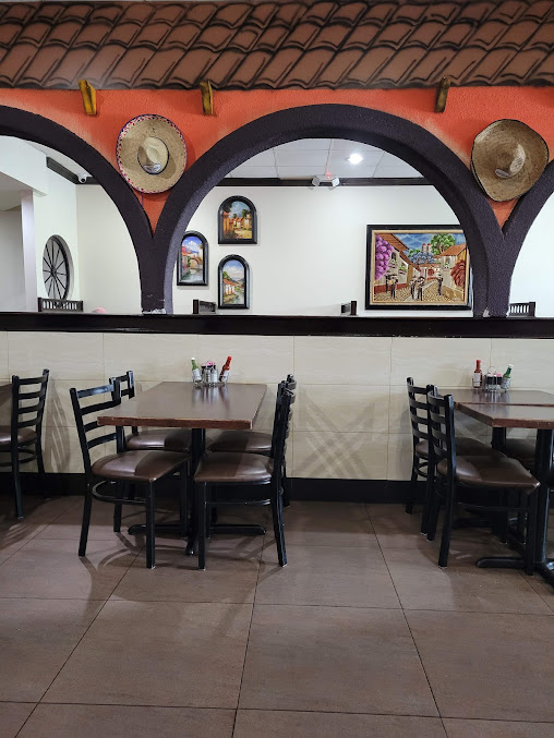 Photo El Vaquero Restaurant - 18