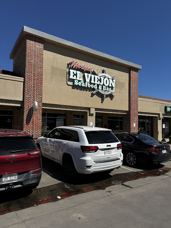 El Viejon Seafood Bar