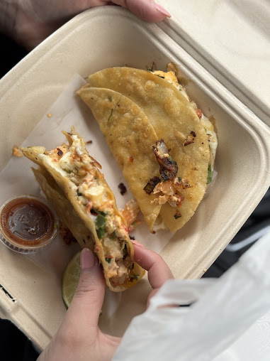 Photo El Viejon Taqueria Y Mariscos Food Truck - 25