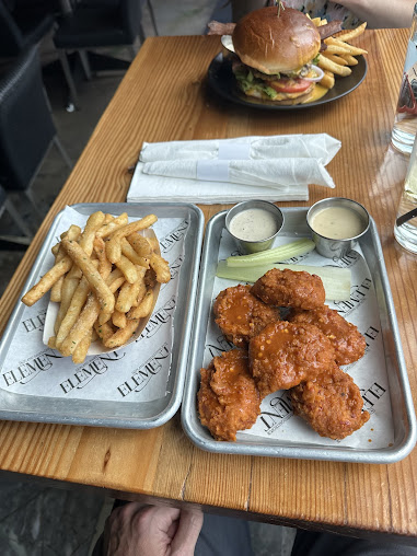 Photo Element Gastropub - 18