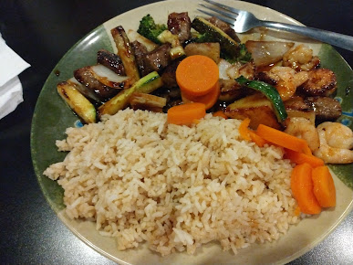 Photo Family Style Chicken Seafood - 7