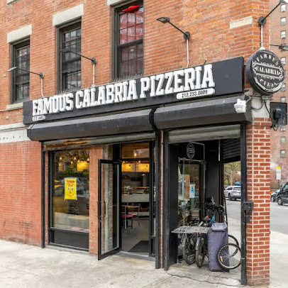Photo Famous Calabria Pizza - 10