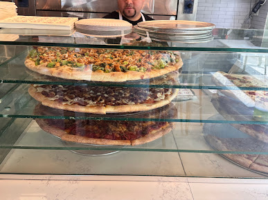 Photo Famous Calabria Pizza - 15