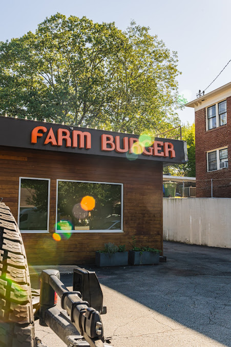 Photo Farm Burger Virginia Highland - 8