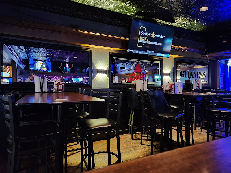 Fat Daddys Pub And Grille