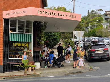 Photo Favoloso Espresso Bar + Deli - 16