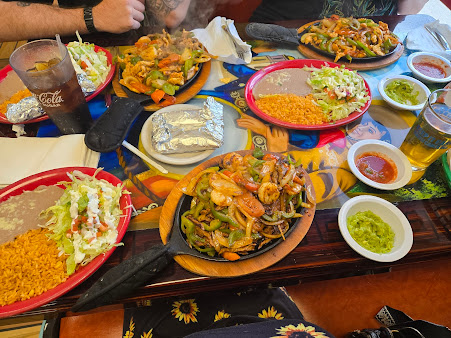 Photo Fiesta Patria Mexican Restaurant Cantina - 20