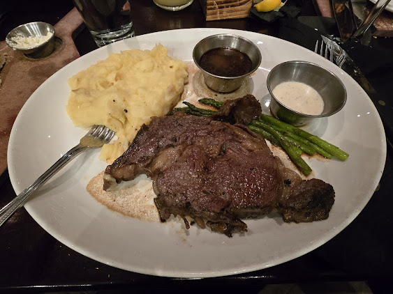 Photo Firebirds Wood Fired Grill - 18