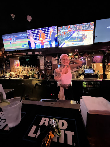 Photo Fireside Lounge And Billiards - 18
