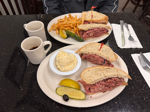 Photo Fishers Deli Formerly Weiss Deli - 11