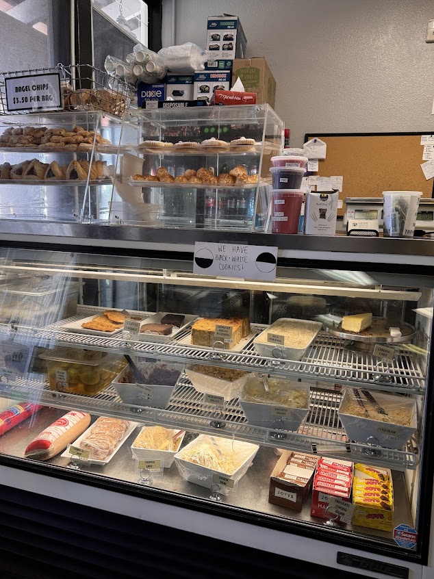 Photo Fishers Deli Formerly Weiss Deli - 15