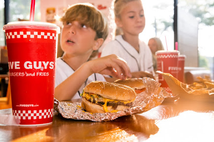 Photo Five Guys - 16