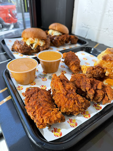 Photo Fluffies Hot Chicken Les - 12