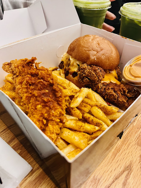 Photo Fluffies Hot Chicken Les - 19