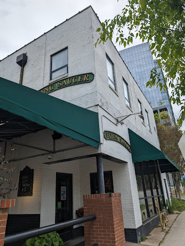 Photo Flying Saucer Draught Emporium - 8